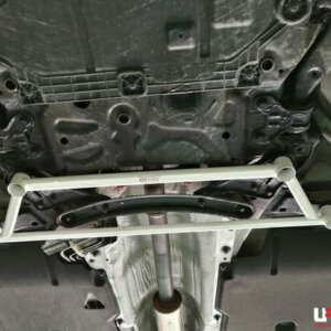 Ultra Racing sprednja spodnja ojačitev šasije za Volvo V40 II T4/T5
