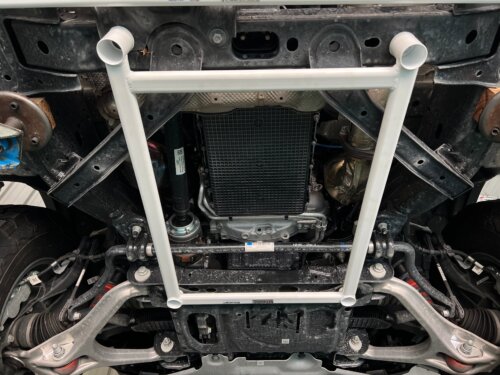 Ultra Racing sprednja spodnja ojačitev šasije za Ford Ranger Raptor P-703