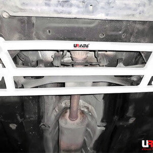 Ultra Racing sprednja spodnja ojačitev šasije za Ford Mondeo IV