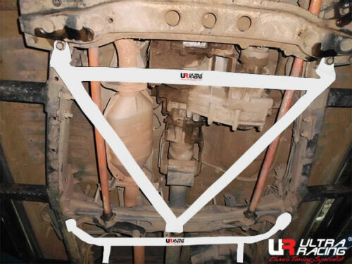 Ultra Racing srednja spodnja ojačitev šasije za Mitsubishi L200 III 3.0 4WD