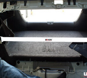 Ultra Racing zadnja opornica za Honda Civic VIII Sedan FD2