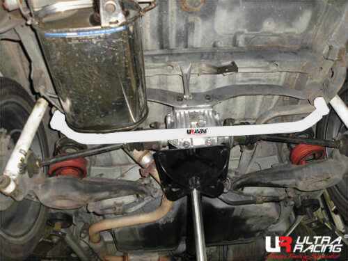 Ultra Racing zadnja spodnja ojačitev šasije za Mitsubishi Space Runner I N1/N2