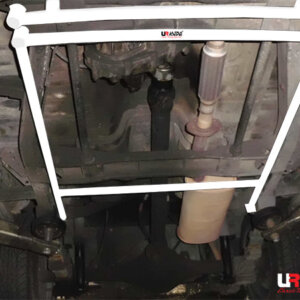 Ultra Racing zadnja spodnja ojačitev šasije za Daihatsu Feroza I F300