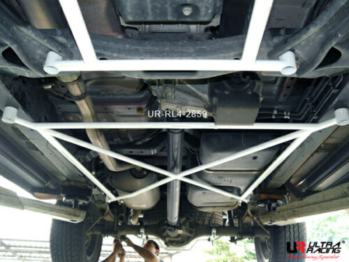 Ultra Racing zadnja spodnja ojačitev šasije za Isuzu D-Max II (RT50/RT) 2.5D/3.0D 4WD
