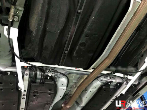 Ultra Racing zadnja spodnja ojačitev šasije za Lexus ES 250 XV60
