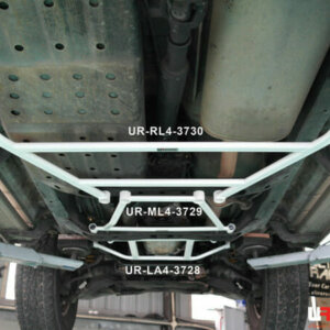 Ultra Racing zadnja spodnja ojačitev šasije za Toyota 4Runner III N180 3.0D 4WD