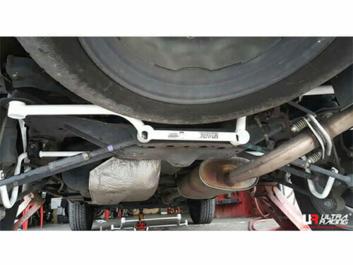 Ultra Racing zadnja spodnja ojačitev šasije za Toyota Harrier XU30 2.4 2WD