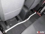 Ultra Racing notranja ojačitev karoserije za Isuzu D-Max I (RA) 3.0D
