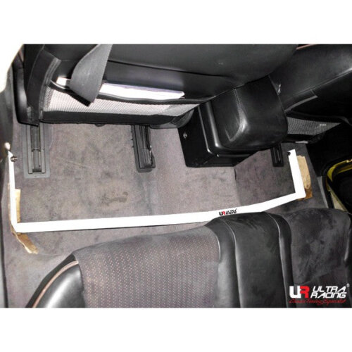 Ultra Racing notranja ojačitev karoserije za Infiniti G35/Nissan Skyline V35