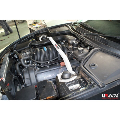 Ultra Racing sprednja zgornja opornica za Jaguar XK8 X100