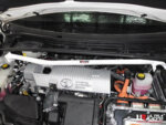 Ultra Racing sprednja zgornja opornica blažilnikov za Toyota Prius III (XW30)