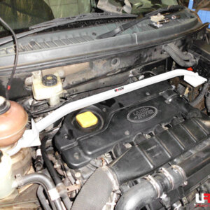 Ultra Racing sprednja zgornja opornica blažilnikov za Land Rover Freelander I L314