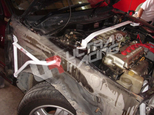 Ultra Racing sprednja zgornja opornica za Nissan Sentra B13