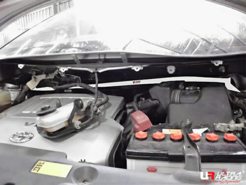 Ultra Racing sprednja zgornja opornica za Toyota Previa III XR50 3.5 V6 2WD