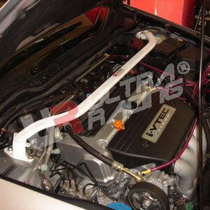 Ultra Racing sprednja zgornja opornica blažilnikov za Honda Accord VII CM5 (izvedba za ZDA)