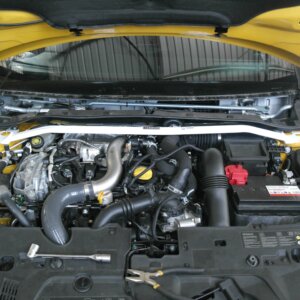 Ultra Racing sprednja zgornja opornica blažilnikov za Renault Clio IV