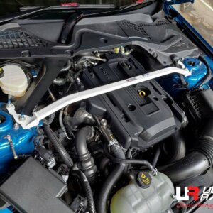 Ultra Racing sprednja zgornja opornica blažilnikov za Ford Mustang VI (S550)