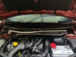 Ultra Racing sprednja zgornja opornica blažilnikov za Renault Captur I