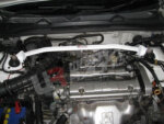 Ultra Racing sprednja zgornja opornica blažilnikov za Honda Prelude V (BB6)