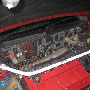 Ultra Racing sprednja zgornja opornica blažilnikov za Fiat Coupe I