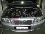 Ultra Racing sprednja zgornja opornica blažilnikov za Volvo S80 I
