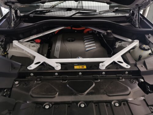 Ultra Racing sprednja zgornja opornica blažilnikov za BMW X5 G05/X6 G06