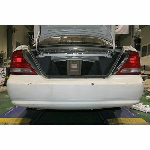 Ultra Racing zadnja opornica za Daewoo Magnus V200 2.0 2WD