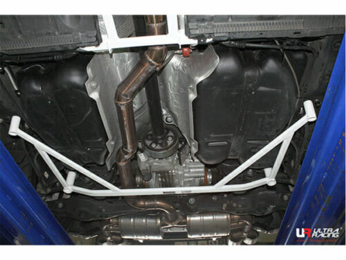 Ultra Racing zadnja spodnja ojačitev šasije za Audi A3 8V/VW Golf 7 GTI