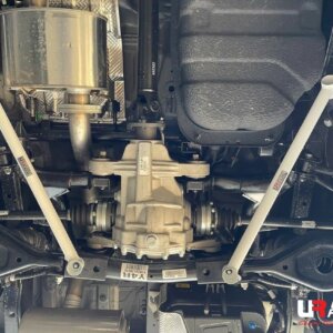 Ultra Racing zadnja spodnja ojačitev šasije za Ssangyong Rexton G4 Y400/Y450