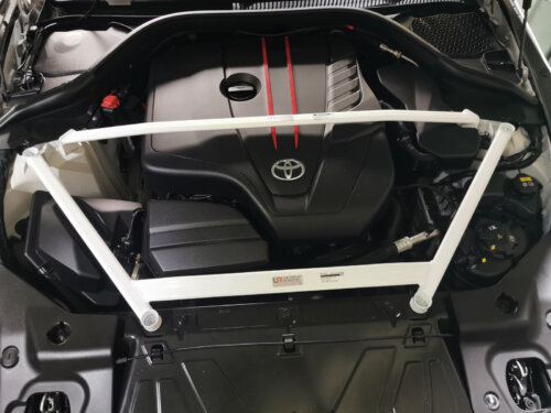 Ultra Racing sprednja zgornja opornica blažilnikov za BMW Z4 G29/Toyota Supra J29/DB