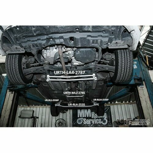 Ultra Racing srednja spodnja ojačitev šasije za Toyota Yaris III (XP130)