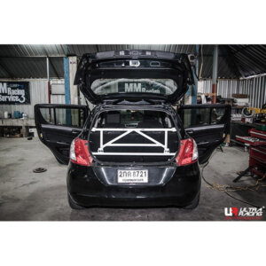 Ultra Racing zadnja zgornja opornica za Suzuki Swift IV