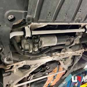 Ultra Racing sprednji stabilizator za Toyota Supra V/DB
