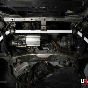 Ultra Racing sprednji stabilizator za BMW 5 F10