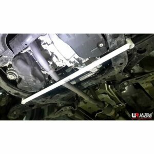 Ultra Racing sprednja spodnja ojačitev šasije za Toyota Sienna III (XL30) 3.5 V6 2WD