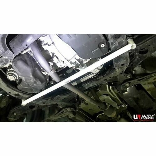 Ultra Racing sprednja spodnja ojačitev šasije za Toyota Sienna III (XL30) 3.5 V6 2WD