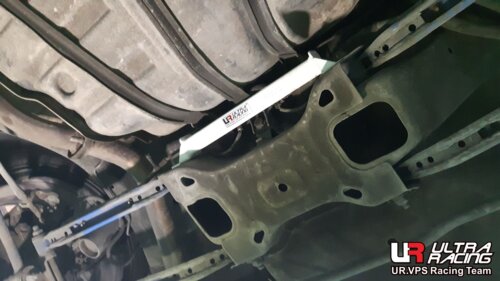 Ultra Racing zadnja spodnja ojačitev šasije za Nissan Primera P10