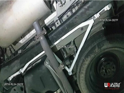 Ultra Racing zadnja spodnja ojačitev šasije za Toyota Sienna III (XL30) 3.5 V6 2WD