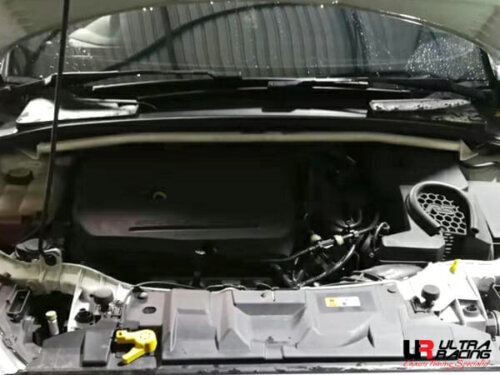 Ultra Racing sprednja zgornja opornica blažilnikov za Ford Focus III (MK3.5) 1.5 EcoBoost 2WD