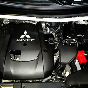 Ultra Racing sprednja zgornja opornica blažilnikov za Mitsubishi Outlander III 2.4 2WD/4WD