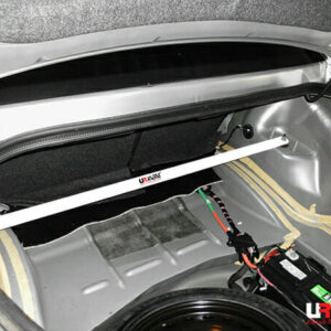 Ultra Racing zadnja opornica za Dodge Charger VI/VII, Challenger III