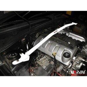 Ultra Racing sprednja zgornja opornica za Toyota Highlander XU20