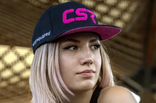 CSR dodatek – snapback kapa