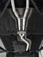 HG Motorsport nadomestna cev srednjega dušilca za BMW X3/X4 M40i G3X/G4X 360 KM