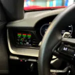 CANchecked MFD32 GEN 2 zaslon 3,2" za Porsche 992.1/992.2