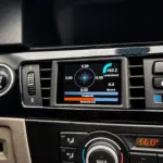 CANchecked MFD28 GEN 2 zaslon 2,8" za BMW E90, E91, E92, E93