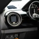 CANchecked okvir 52 mm za MFD15 GEN 2 – with OBD2 with adapter ring Mazda MX-5 (NC)